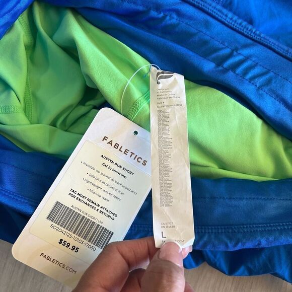 Fabletics women’s shorts size L - Picture 7 of 8